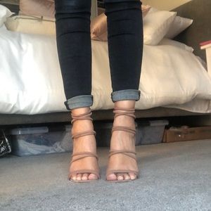 NWOT Steve Madden Size 8 Strappy Nude Suede Heels